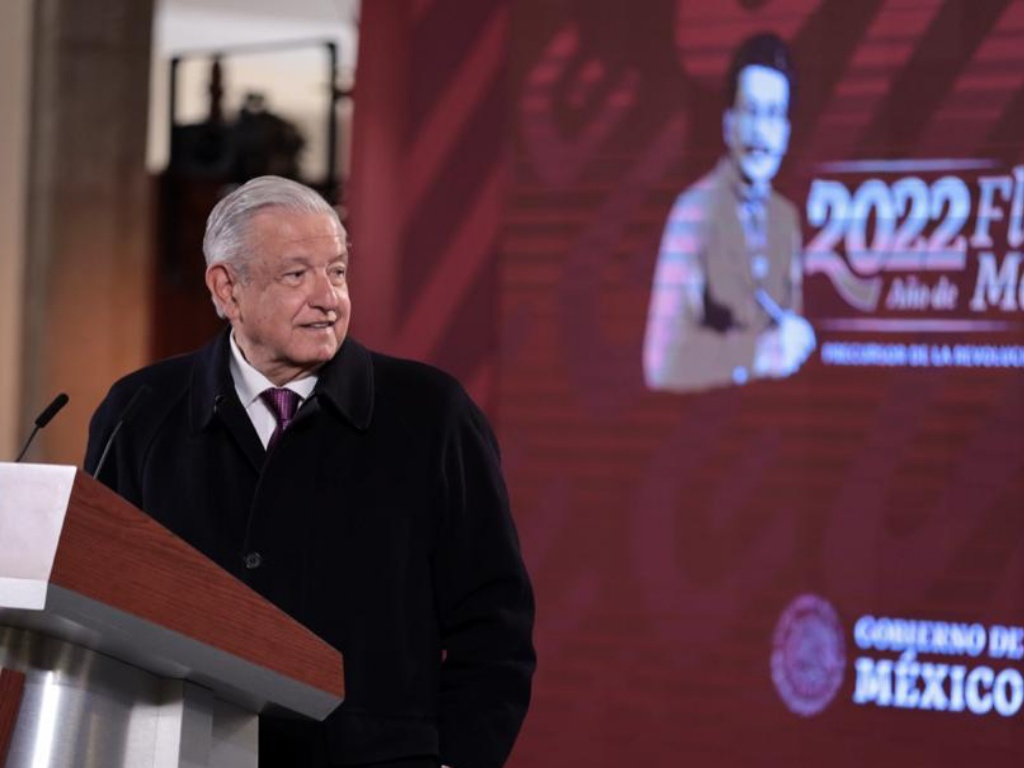 AMLO pide al INAI hacer públicos los ingresos de Carlos Loret
