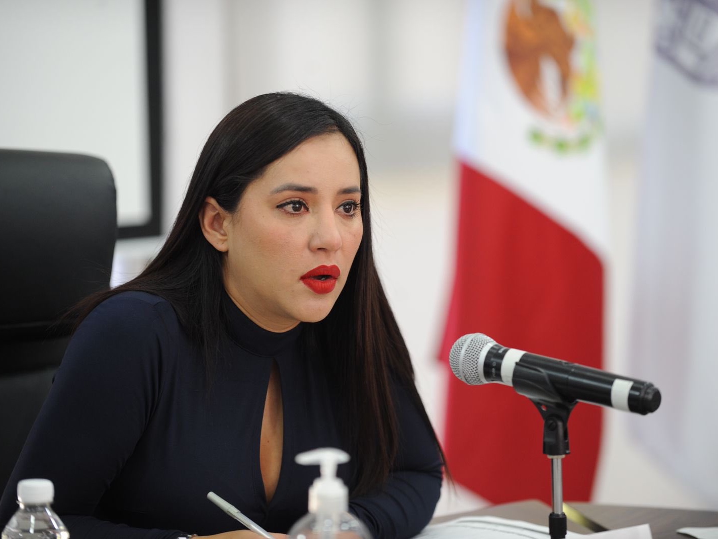 Continúa “enfrentamiento” entre Sandra Cuevas y la Fiscalía capitalina