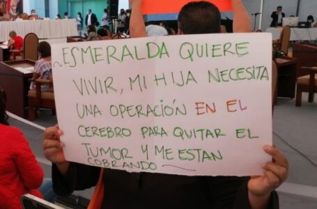 Padres de niños con cáncer protestarán afuera de Palacio Nacional para reclamarle a AMLO por desabasto de medicamentos