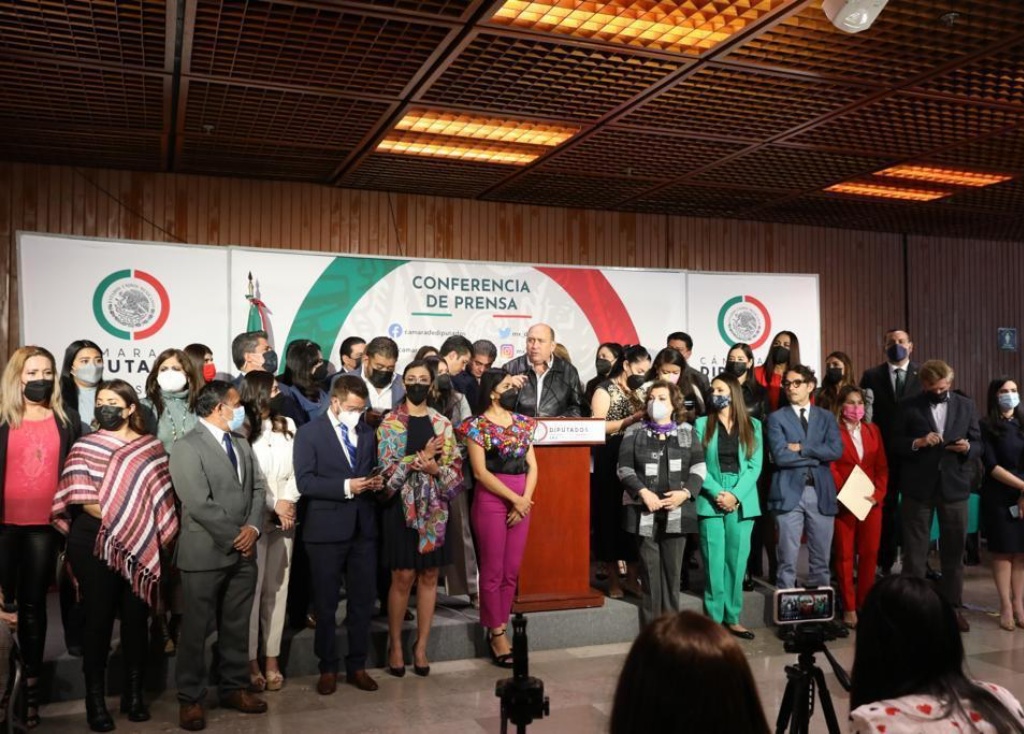 Llaman a Delfina Gómez a no postergar informe sobre cancelación de Escuelas de Tiempo Completo