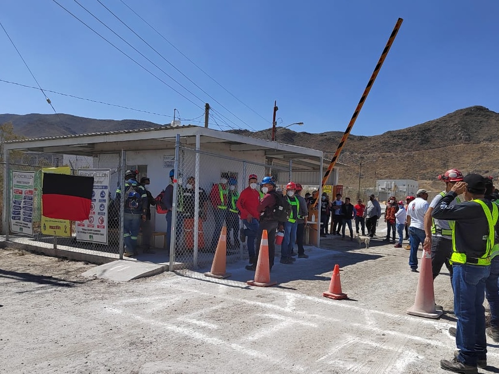 Estalla huelga en mina La Platosa, en Durango