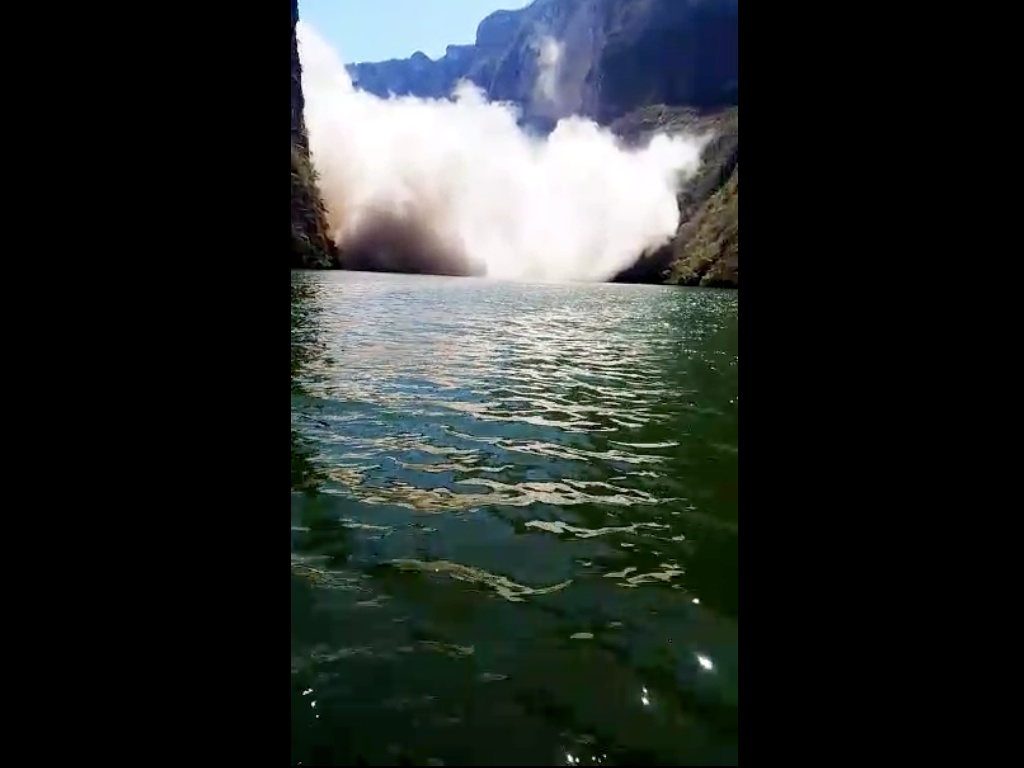 Se registra desprendimiento en el Cañón del Sumidero; cierran la navegación