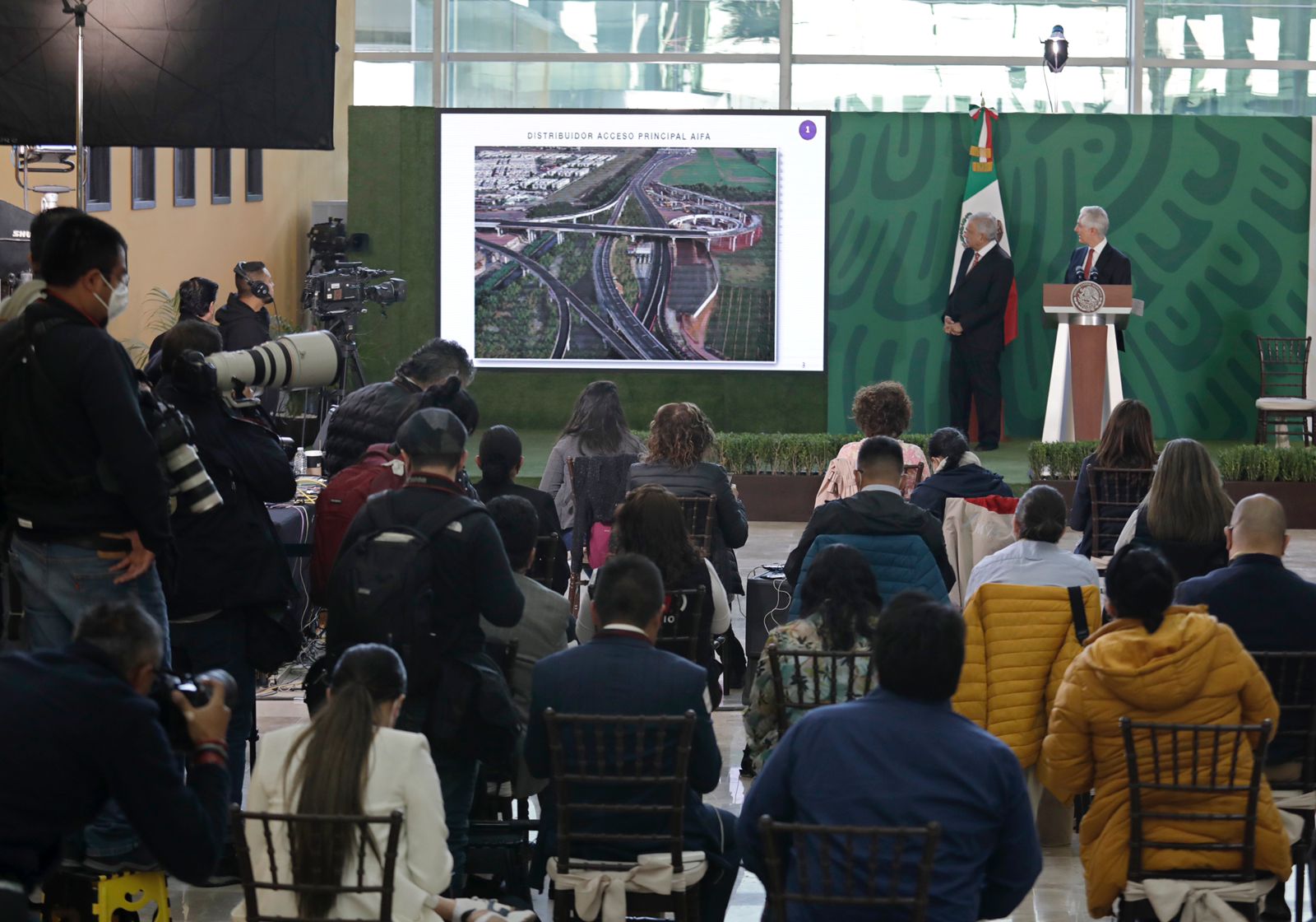 Destacan conectividad del nuevo aeropuerto de Santa Lucía
