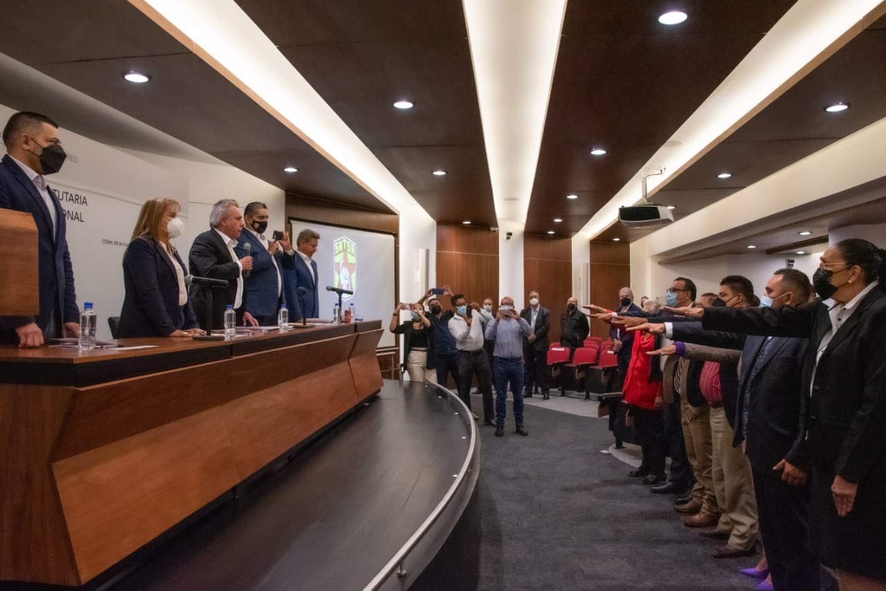 Vital, consolidar unidad sindical entre trabajadores de salud, firma Marco Antonio García Ayala