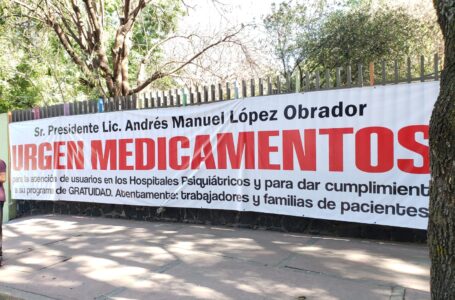 Trabajadores de hospitales psiquiátricos protestan por la falta de medicamentos