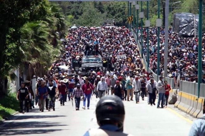 Liberan a 13 funcionarios y se retira bloqueo de la autopista del Sol