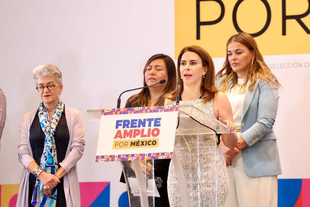 Mujeres del frente amplio por México, exigen a López Obrador detenga sus ataques contra Xóchitl Gálvez
