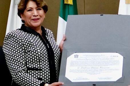 Delfina Gómez recibe su constancia como gobernadora electa del Estado de México