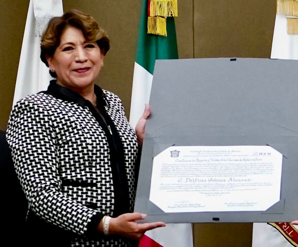 Delfina Gómez Recibe Su Constancia Como Gobernadora Electa Del Edomex