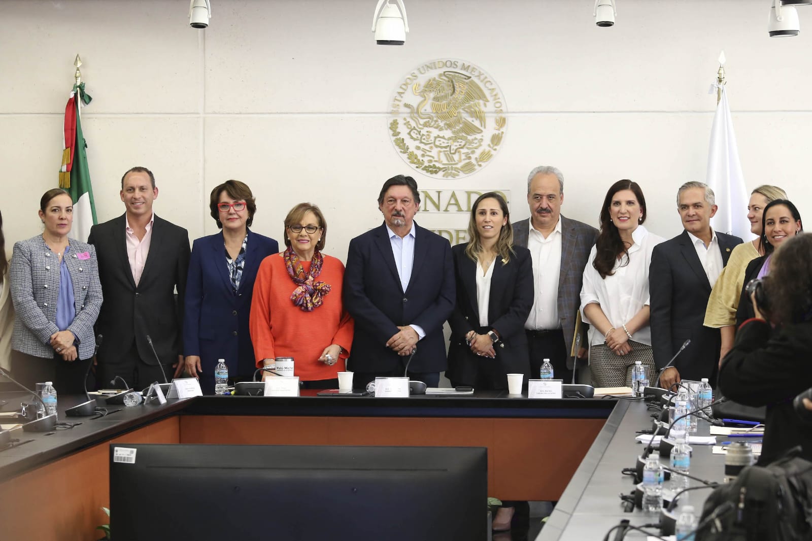 Desde el senado se buscará garantizar un salario igual para los deportistas profesionales: Napoleón Gómez Urrutia