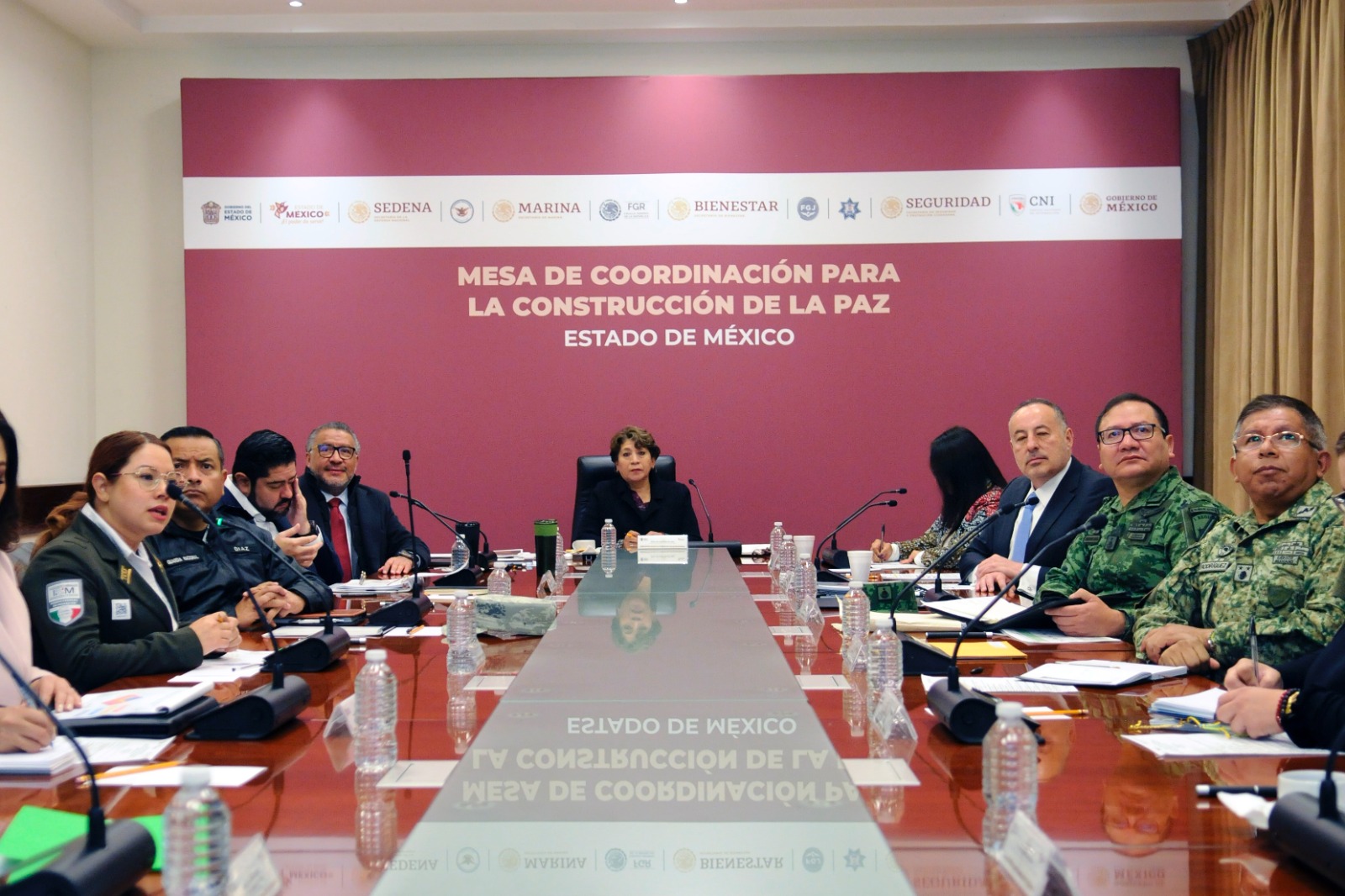 Las mesas de la Construcción de la Paz son para devolver la tranquilidad a los mexiquenses, dijo Delfina Gómez