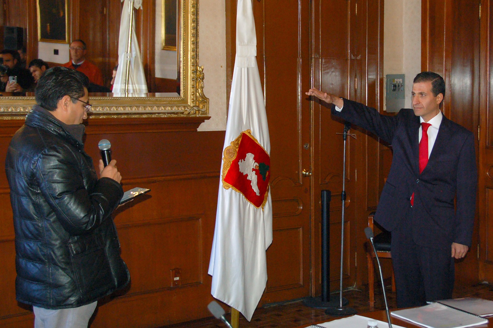 Juan Maccise Naime asume presidencia municipal de Toluca
