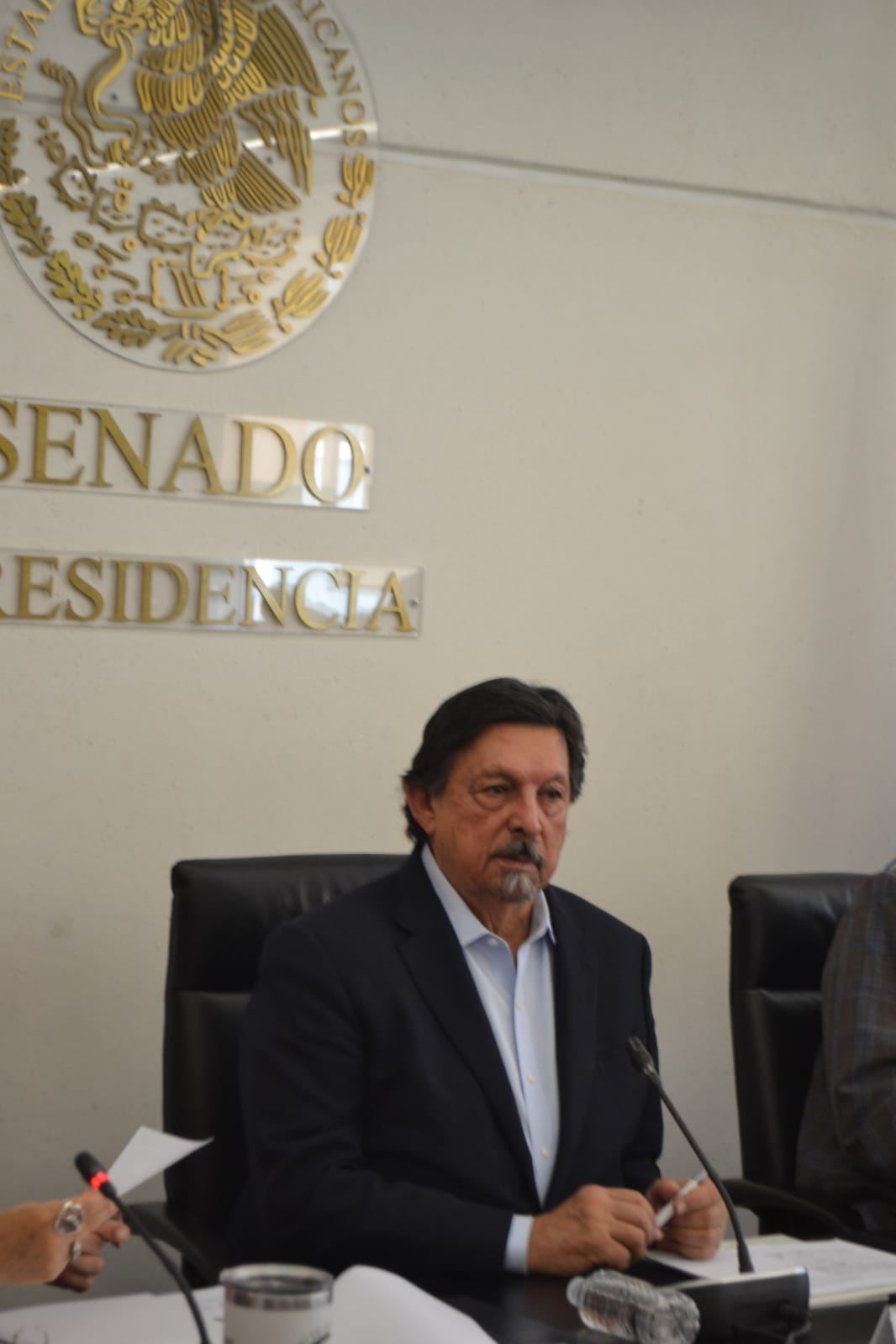 Lamentable que la Corte haya entregado el contrato colectivo de AHMSA al empresario Alonso Ancira, dijo Napoleón Gómez Urrutia