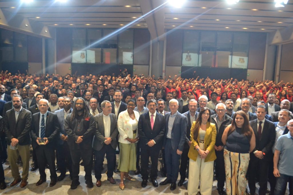 ‘Sigamos siendo un referente de unidad’, convoca Napoleón Gómez Urrutia