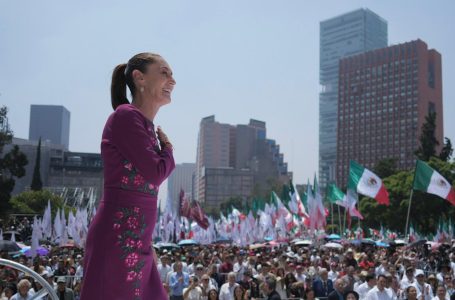 Reprocha Claudia Sheinbaum injerencia de EU