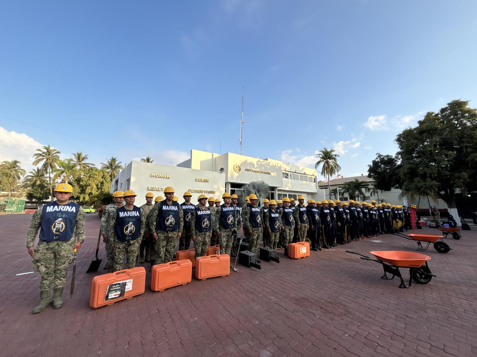 En Colima, Guerrero y Oaxaca, activan Plan Marina por Depresión Tropical 2E