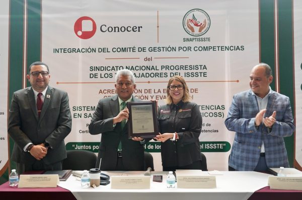 Firman convenio para capacitación y certificación de trabajadores del ISSSTE