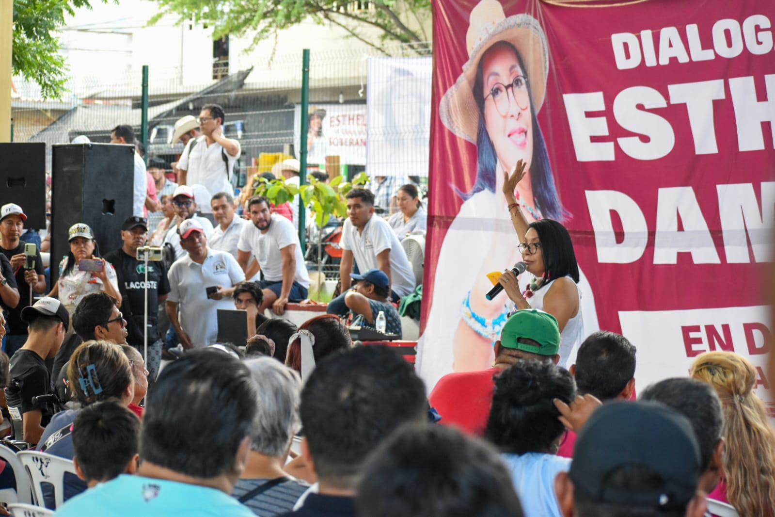 Cierra Esthela Damián gira con evento multitudinario en Iguala, Guerrero