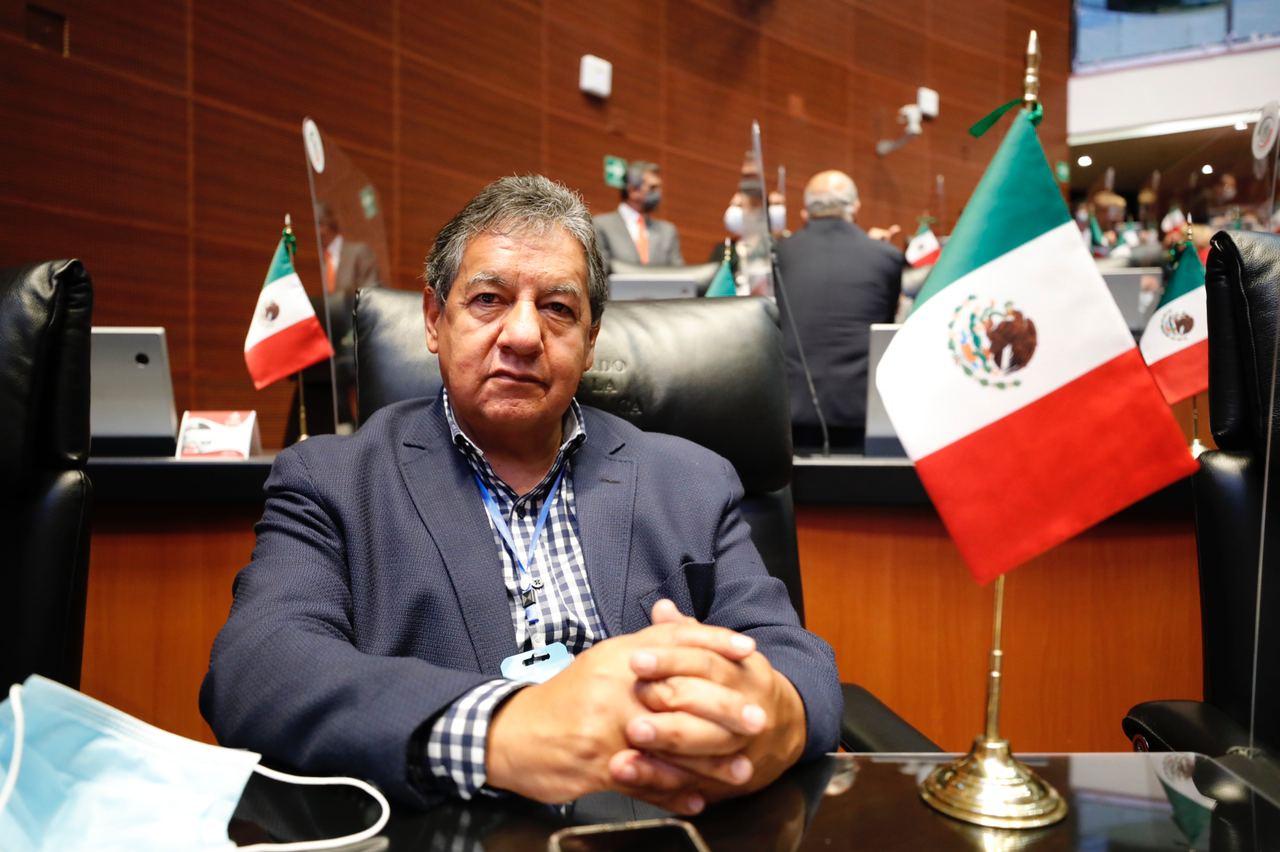 Busca Higinio Martínez presidir Mesa Directiva del Senado