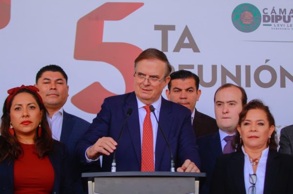 Advierte Ebrard que México enfrenta negociación del siglo con EU