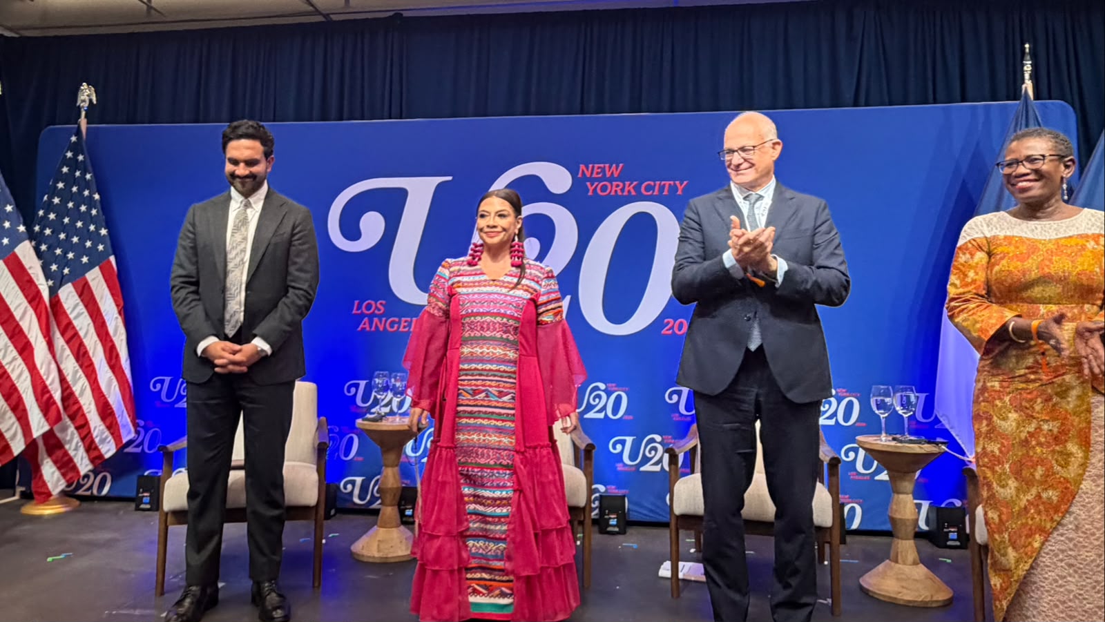 Alcalde de Nueva York reconoce a las UTOPÍAS de Clara Brugada como modelo de política social