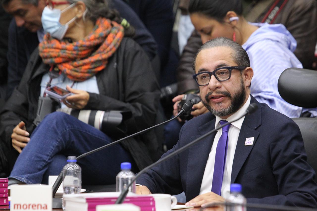en PAZ se cuelgan otros de forma ilegal: Hugo Erick Flores