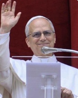 Diagnostican cáncer al Papa León XIV
