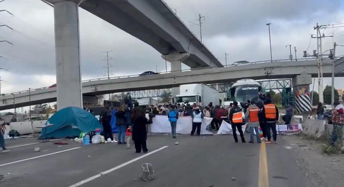 Caos en la México Toluca por bloqueo de madres buscadoras