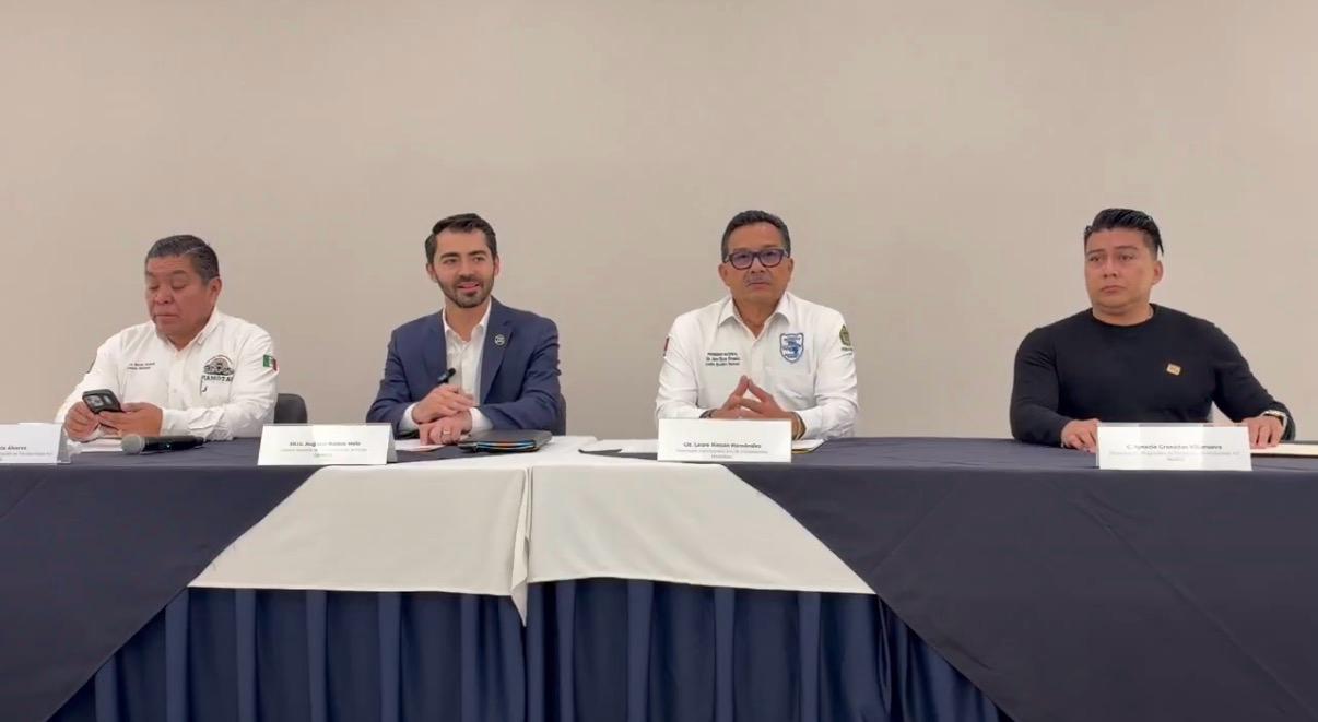Transportistas acuerdan retirar bloqueos en la red carretera nacional